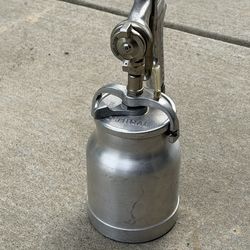 DeVilBiss spray gun type JGA - 502