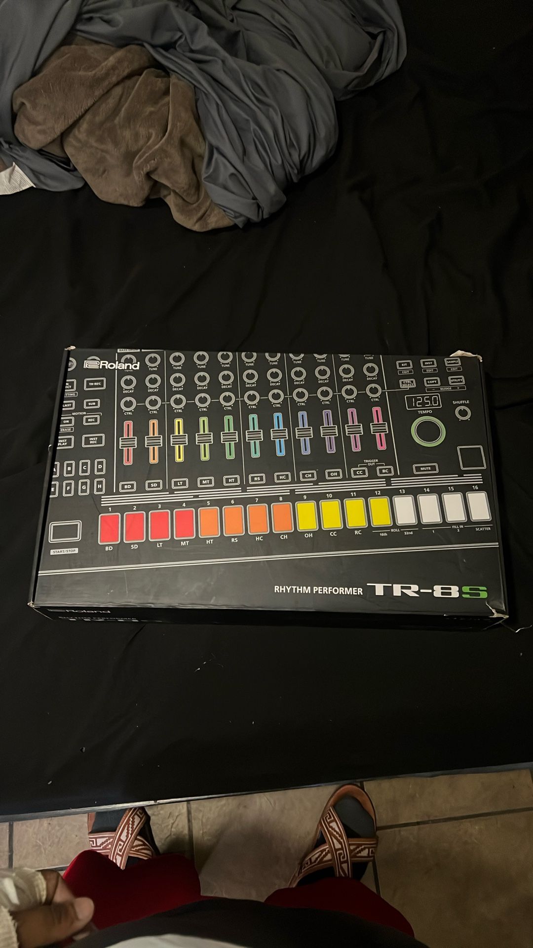 Roland TR-8S