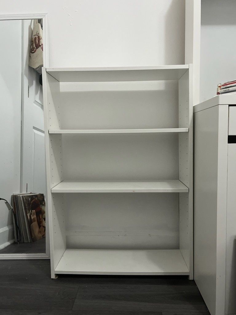 White Ikeas 4 Shelves Bookcase