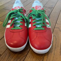 Adidas I Love London gazelle Size 10 