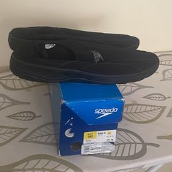 Men Speedo Water Shoes Size 8