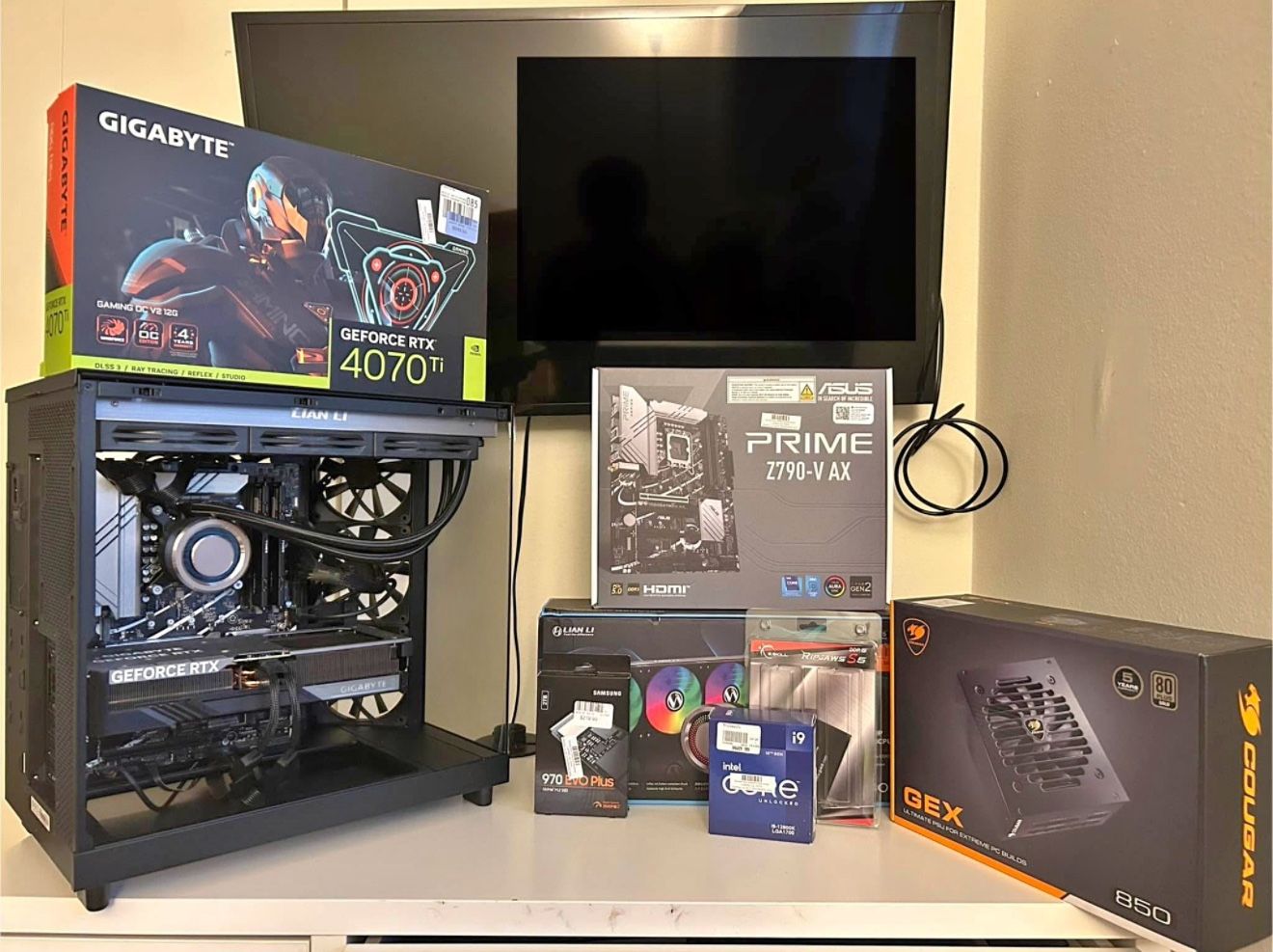 Pc gamer i9-12900k. RTX 4070 ti