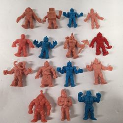 Lot of 15 M.U.S.C.L.E Men 80's Blue, Red, Salmon, Flesh MUSCLE Vintage Toys Action Figures 