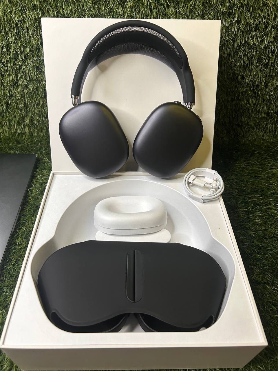 AirPod Max Space Grey