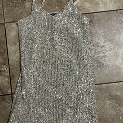 Girls dress size large 10/12