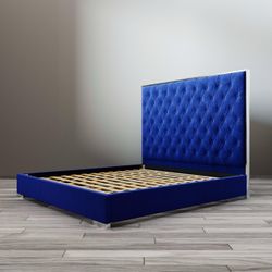 Blue velvet king bed frame / cama king azul