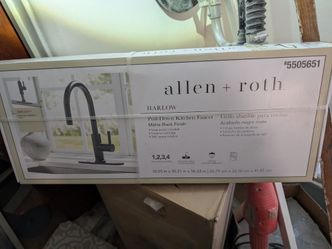 Allen + Roth Harlow Matte Black Pull-Down Kitchen Faucet