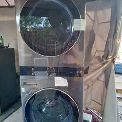 New/ Never Used LG Washer And Dryer Set