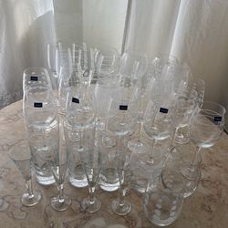 Set of 35 Mikasa Crystal “Cheers” set some new