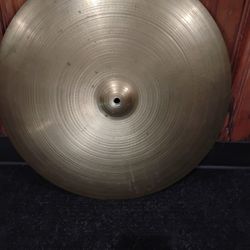 Zildjian 22" Minicup (Small Bell) Ride...Htf In 22" Diamiter ....1978 - 81 