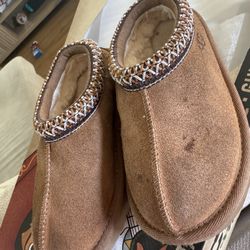 Toddler Uggs Size 10 C