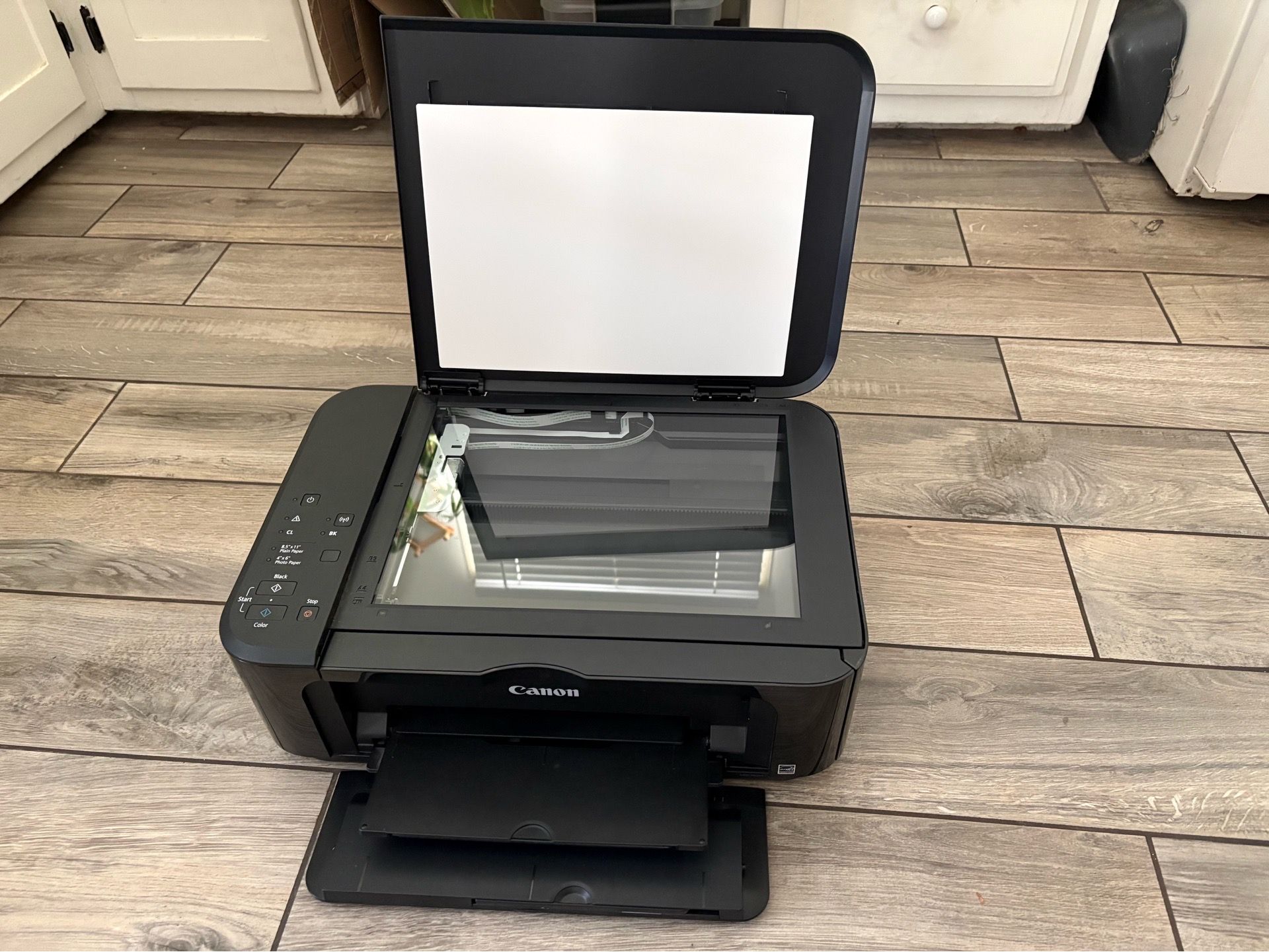 Canon Pixma MG3620 Printer and Scanner