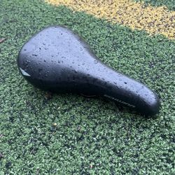 Saddle