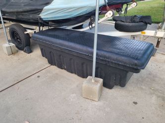 CARGOMAX TOOL BOX FOR TRUCK
