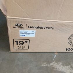 19-in Hyundai Tucson Wheel