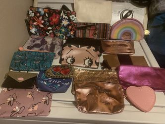 Bundle of 21   Wallets and  small purses