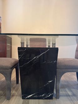 Dining Table & 4 Chairs
