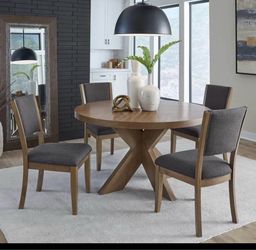 New- Costco Gray Seats  5-Piece Round Dining Set