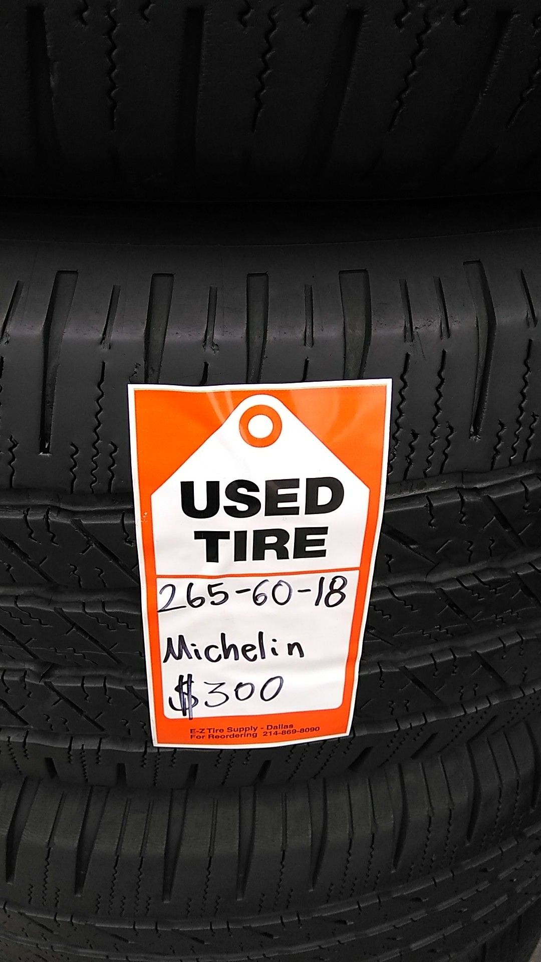 265-60-18 Michelin