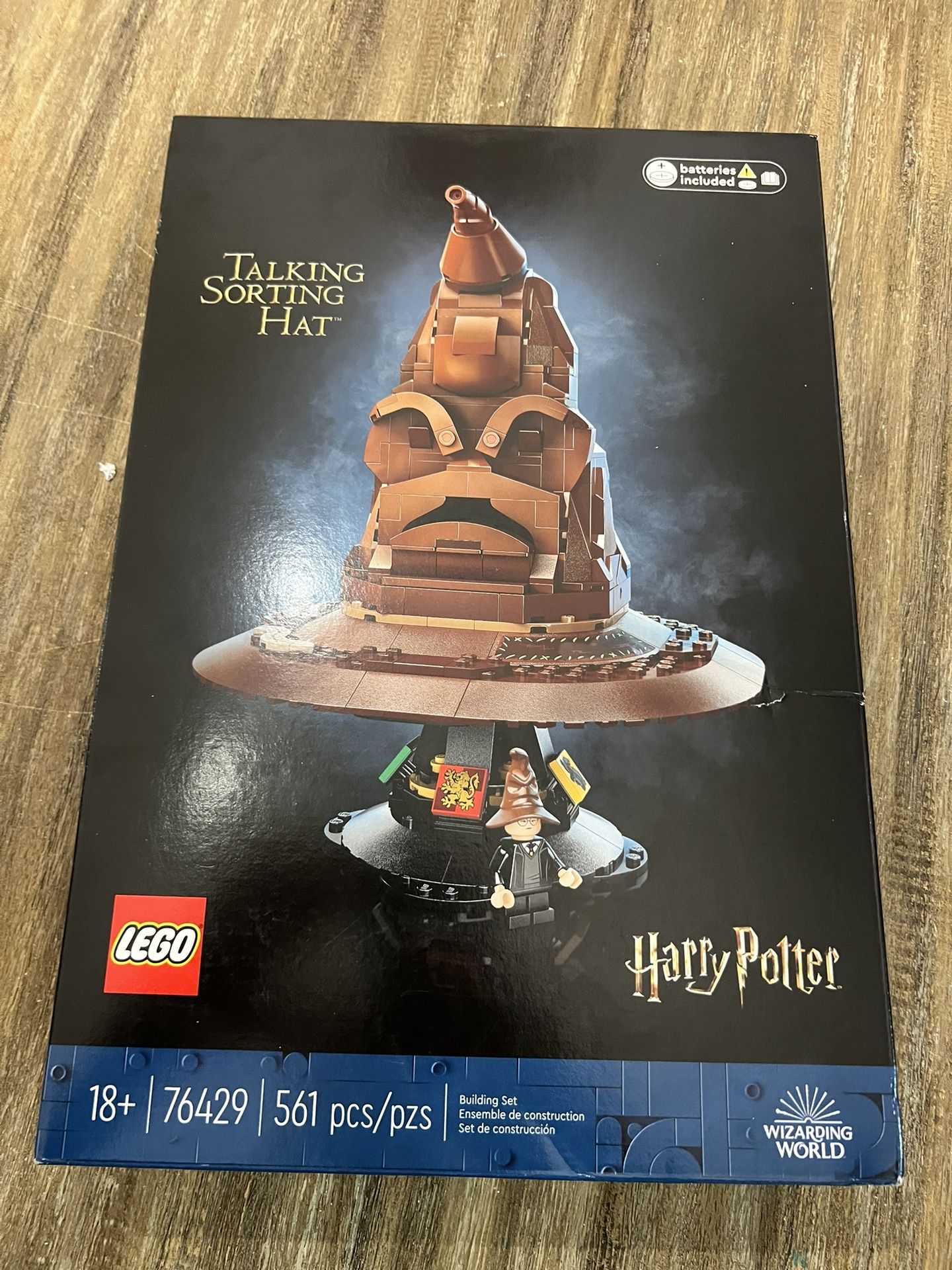 New LEGO 76429 Harry Potter Talking Sorting Hat, 561 Pieces, NEW IN SEALED BOX