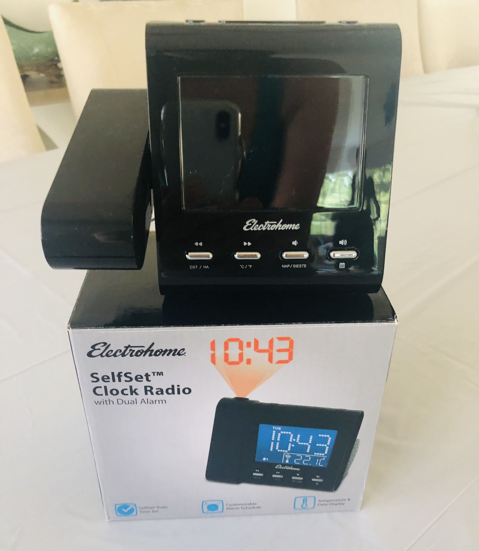 SelfSet Radio Clock 