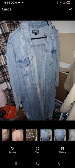 Long jean jacket distress