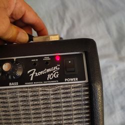 Squier Frontman 10G electric guitar amplifier