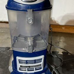 Blue Shark Navigator Lift Away Deluxe