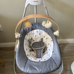 Ingenuity SimpleComfort Compact Soothing Swing