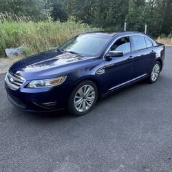 2011 Ford Taurus