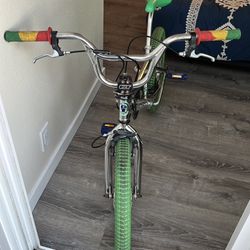 1999 GT PERFORMER 20 Inch Bmx Bike 