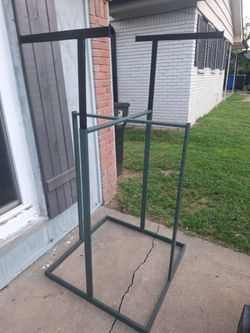 Clothes rack
