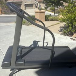 Pacemaster treadmill 