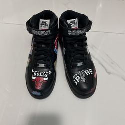 Nike Air Force 1 Mid Supreme Black