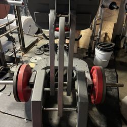 Leg Press Machine ( Lamar Fitness)