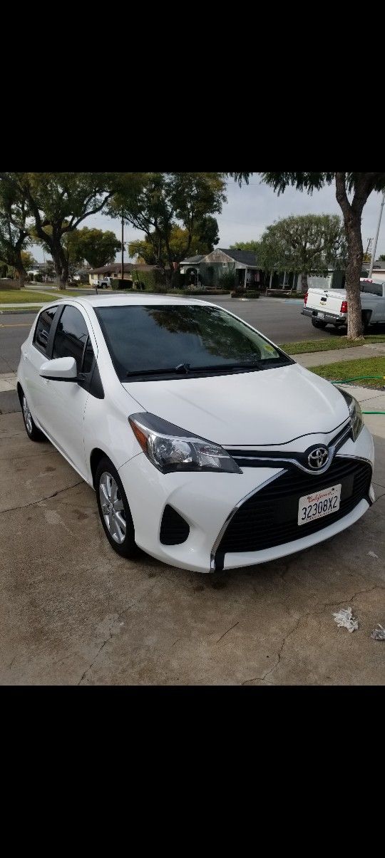 Toyota Yaris Le