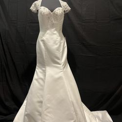 Wedding Dress Size 8