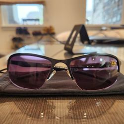Design Optic brand sunglasses with a +2.25 magnification power, medium, good condition