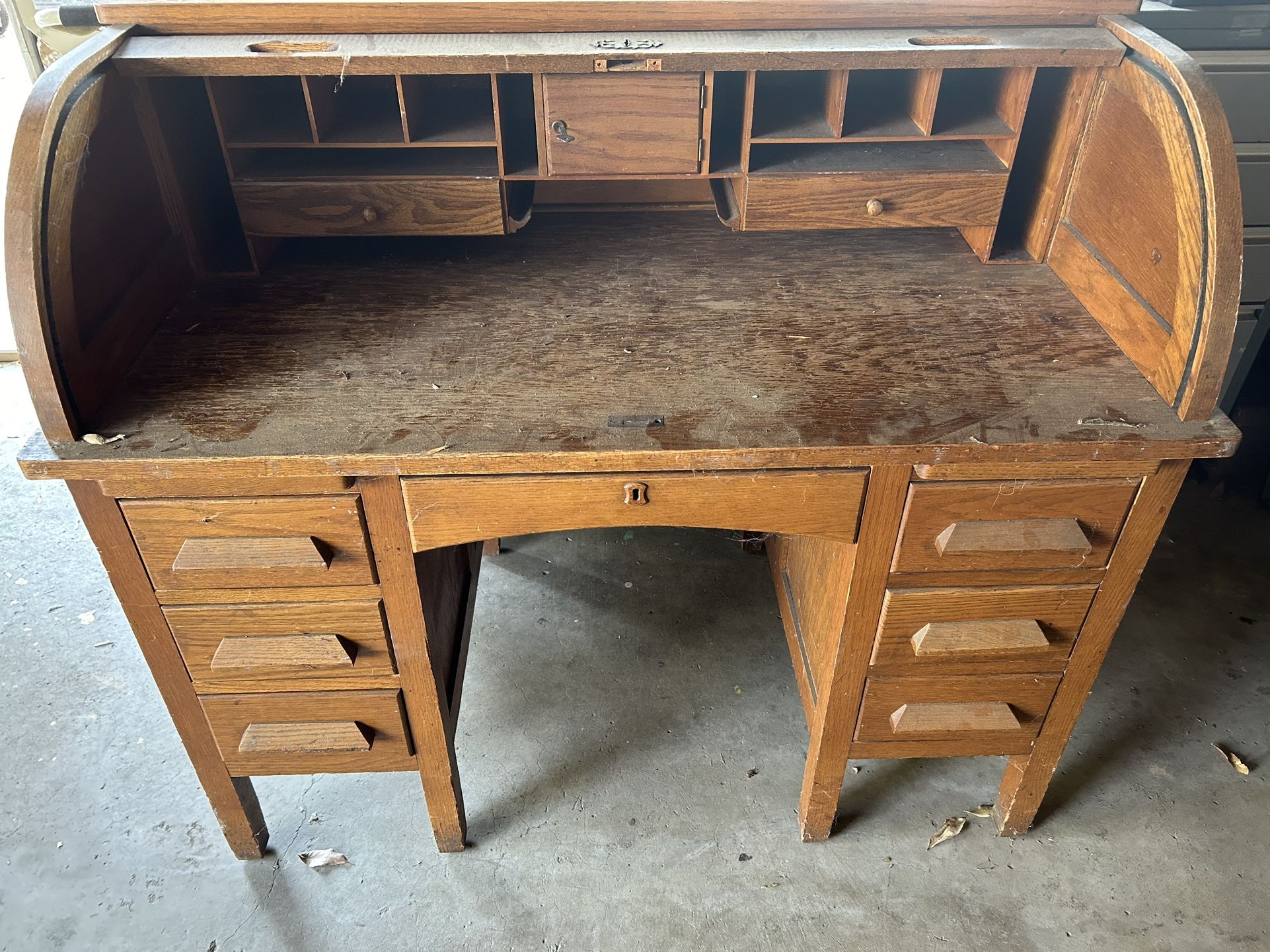 Antique Roll Top Desk