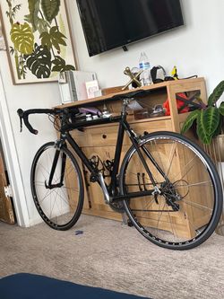 Trek madone road bike 400$
