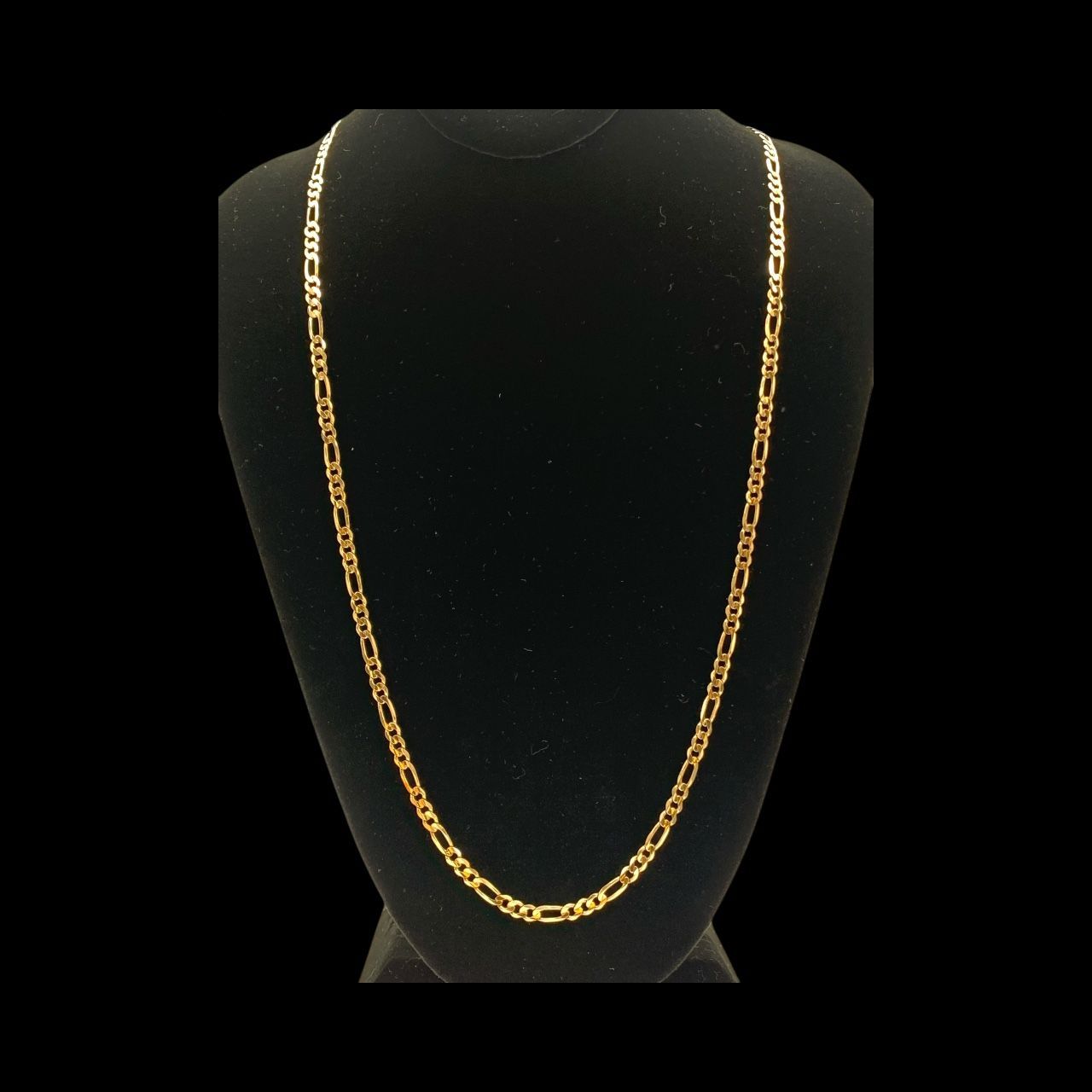28" 3.5mm Gold Figaro chain #31827