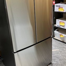 💥Big Savings💥 27 cu. ft. French Door Refrigerator in Fingerprint Resistant Stainless with Internal