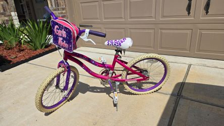 Girls bike