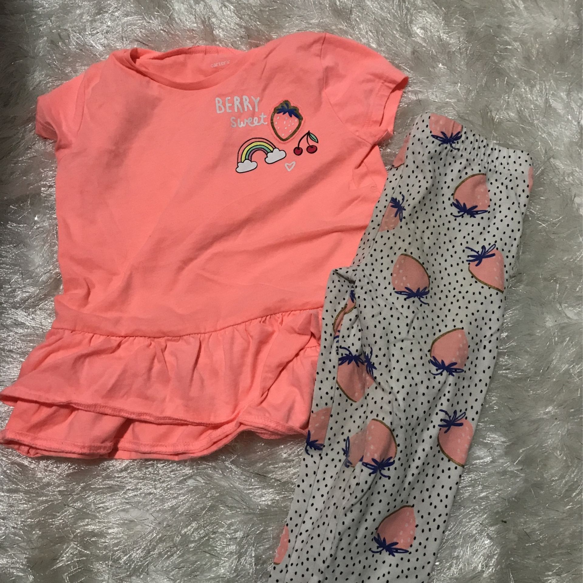 Girl Carter’s Outfit Size 5t