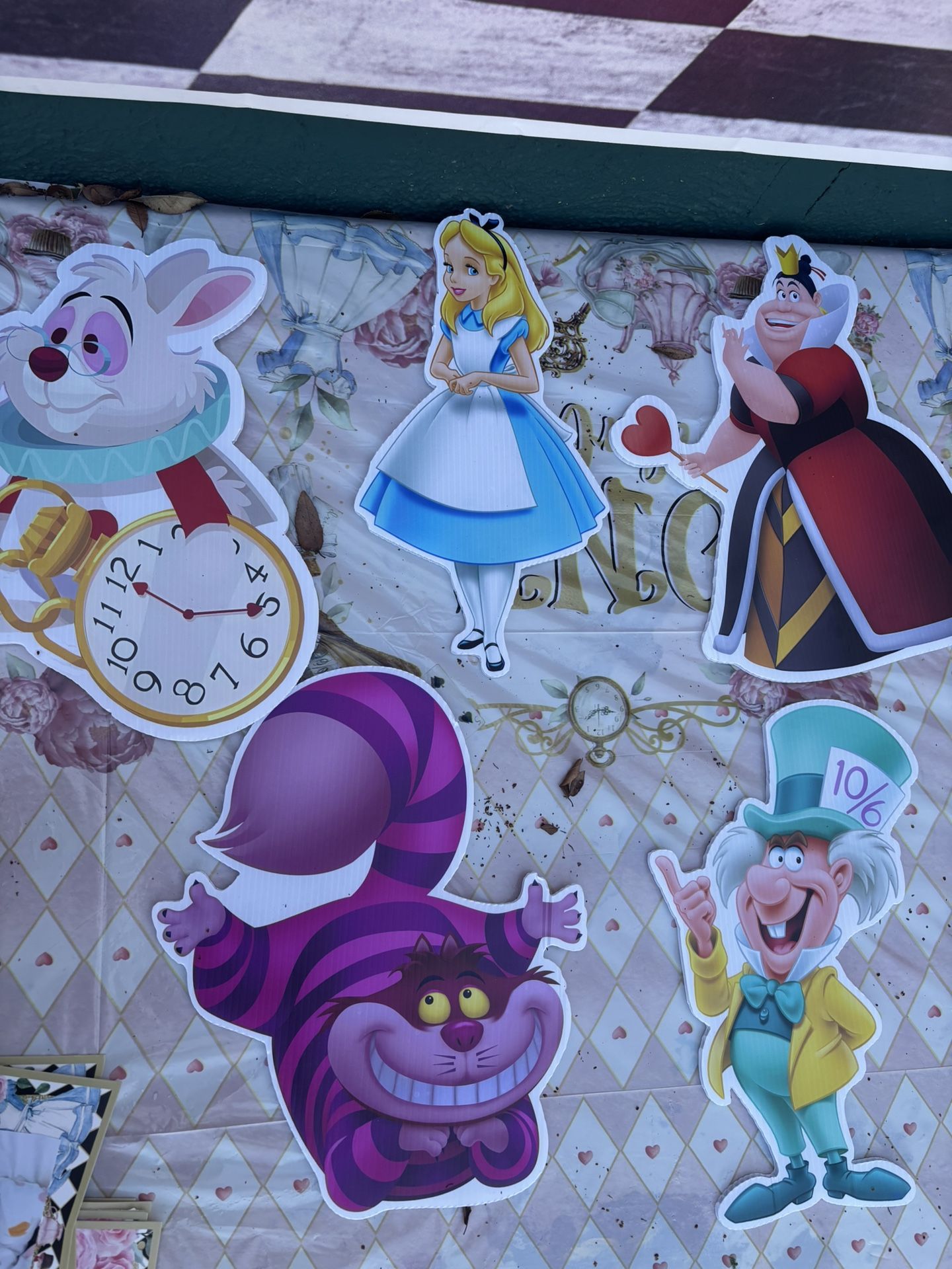 Alice In Wonderland Hard Stock Figure props