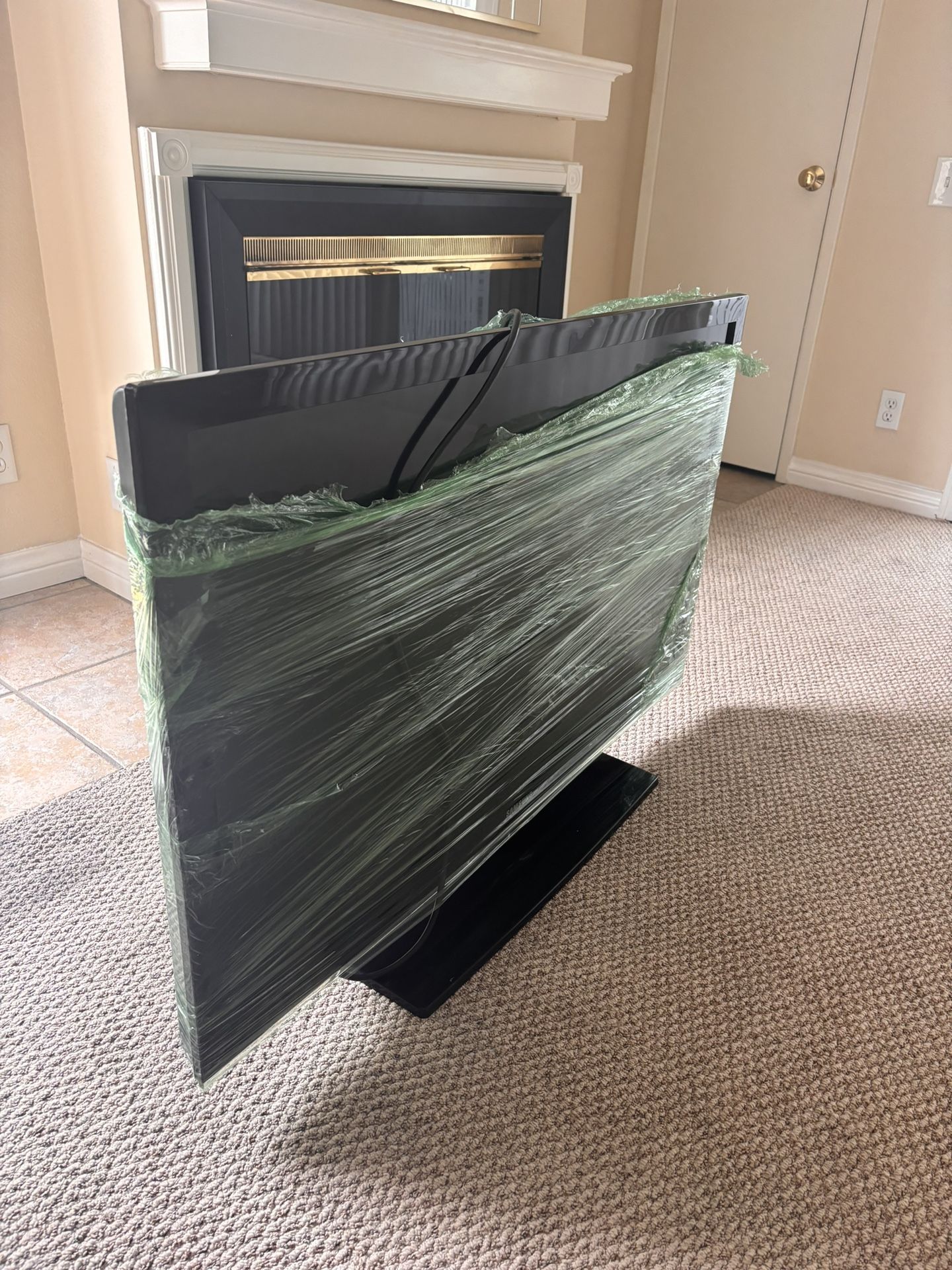 Samsung 46” TV