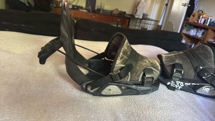 Snowboard bindings