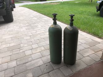 Oxígeno tanks