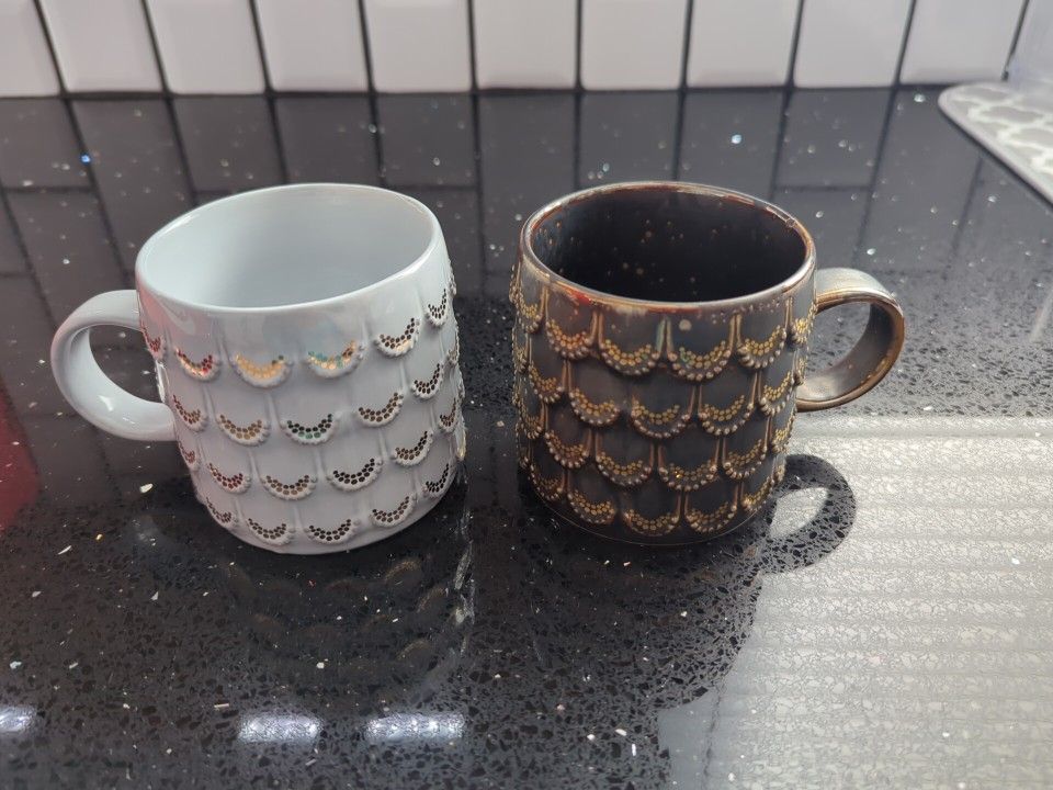 Starbucks 2016 And 2015 Anniversary Mermaid Scales Siren Grey And Bronze 10 oz