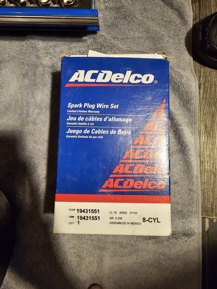 Sparkplug Wire Set